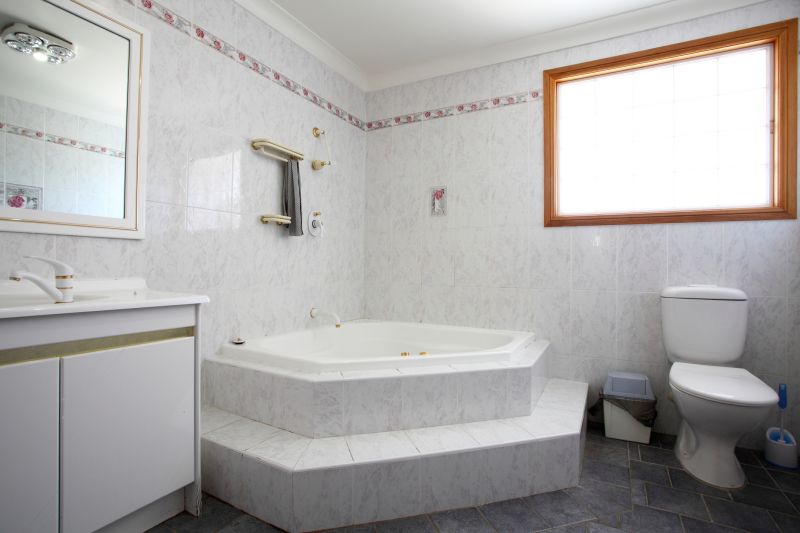 Cost of Bathtub Installation in Oshkosh, WI